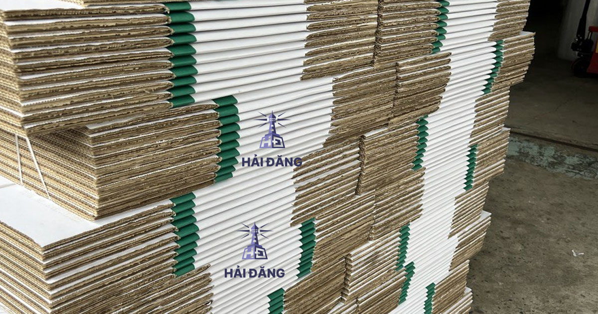 Thùng carton trắng in Flexo